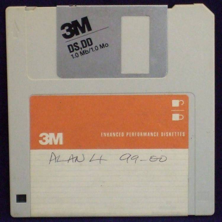 Make an archive up to 30 diskettes long.